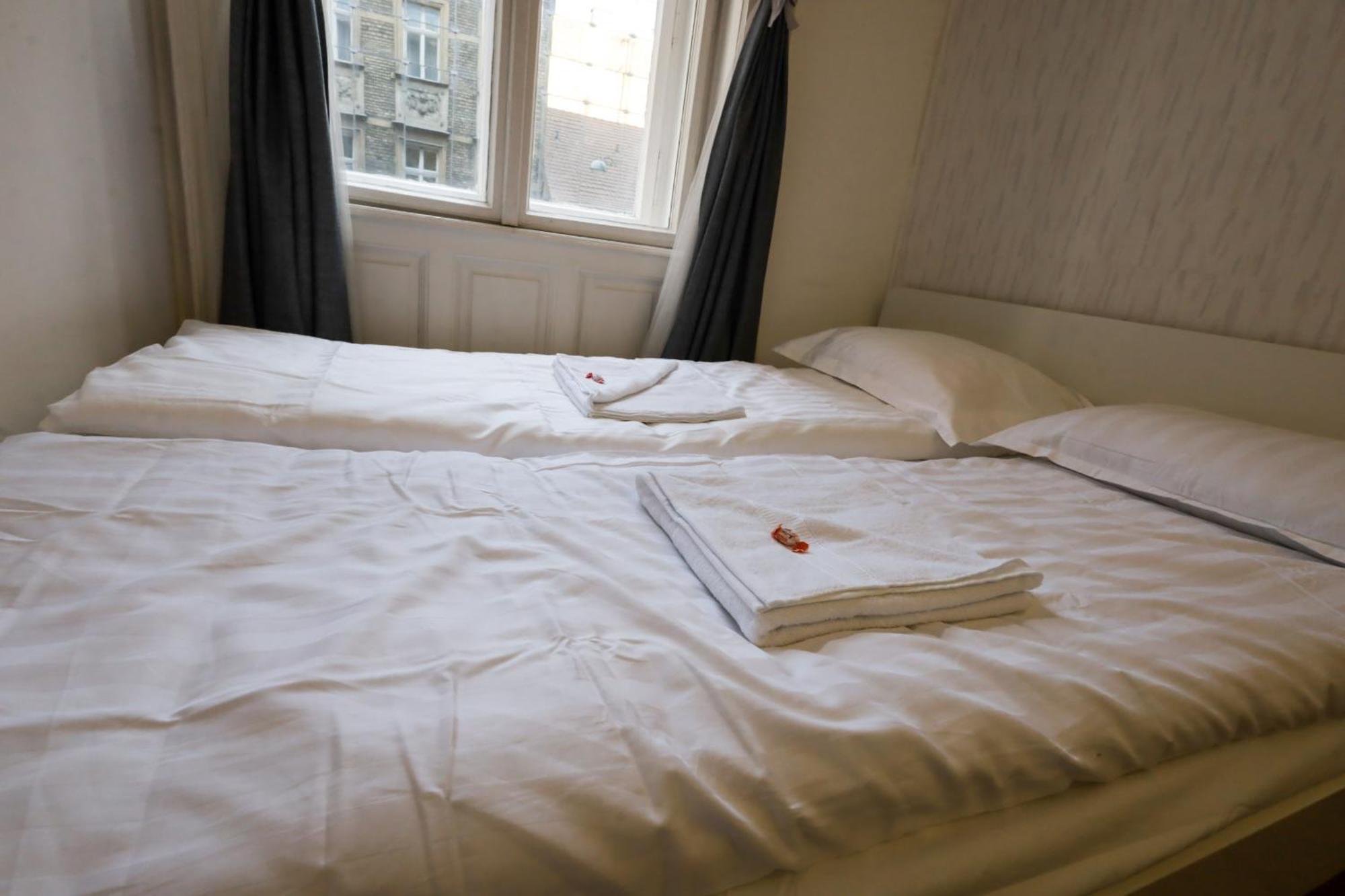Budapest Pest-Port Apartment 4 Rooms For 16 Person ภายนอก รูปภาพ