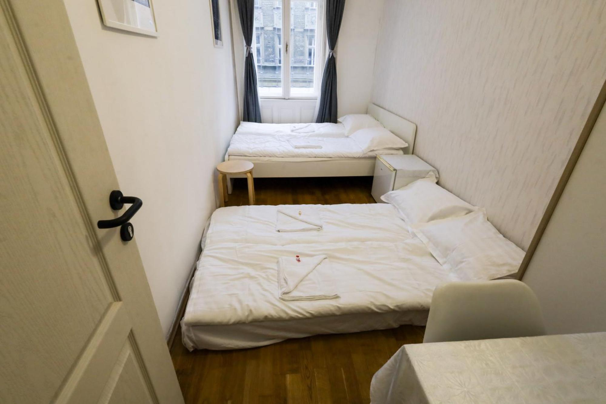 Budapest Pest-Port Apartment 4 Rooms For 16 Person ภายนอก รูปภาพ